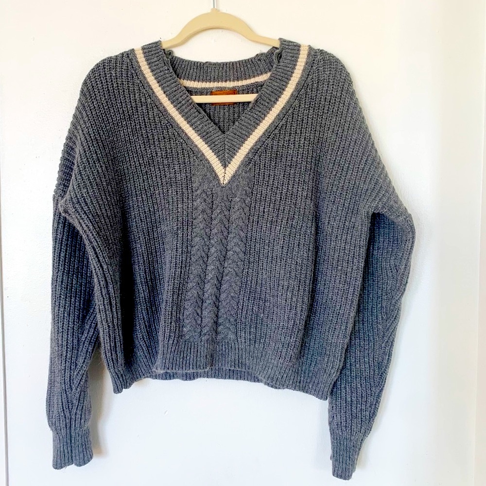 POL cropped distressed ribbed sweater, small gray rabbit hair blend